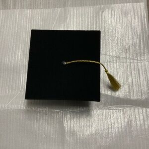 Papyrus Black Graduation Cap with Gold Tassel gift box